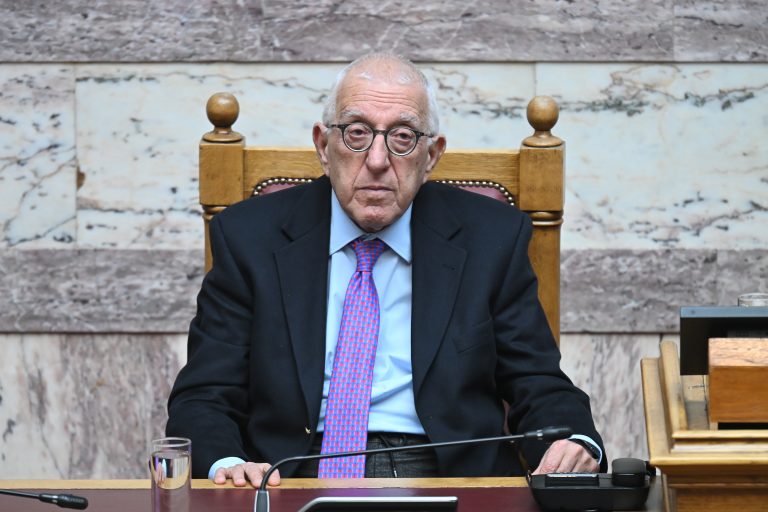 Στην επιτροπή Δεοντολογίας παραπέμπει ο πρόεδρος της Βουλής το ζήτημα των διαρροών από την ακρόαση του Διοικητή της ΕΥΠ