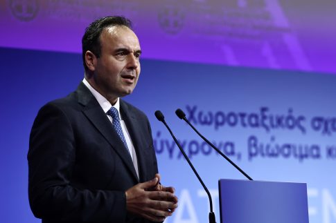Μήνυμα Δένδια από το Αγαθονήσι: Όλα μας τα νησιά έχουν πλήρη δικαιώματα – Σοβαρό το ζήτημα με το ουκρανικό drone