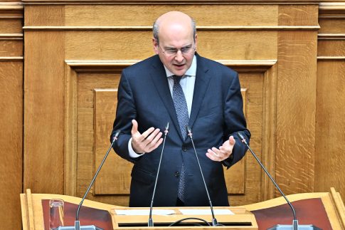 Ο μαθητικός τουρισμός «κρατά όρθιο» τον Βόλο – Συγκρατημένη αισιοδοξία από τους ξεναγούς για τη φετινή σεζόν