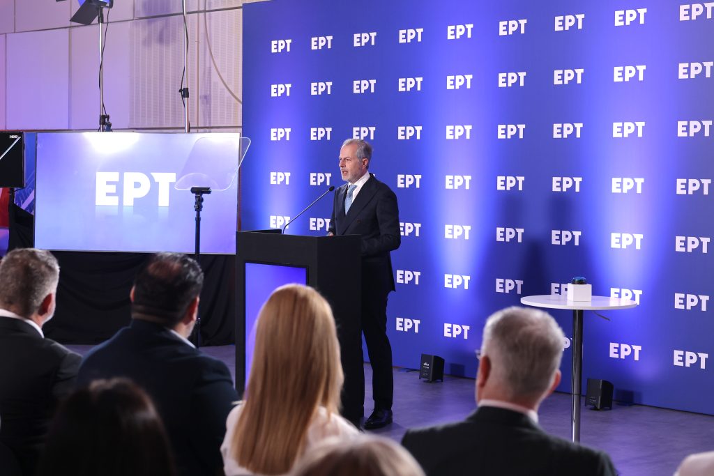 Ιστορική επίσκεψη του Οικουμενικού Πατριάρχη στην ΕΡΤ – «Οι δημοσιογράφοι έχετε ευθύνη να υπηρετείτε την αλήθεια»