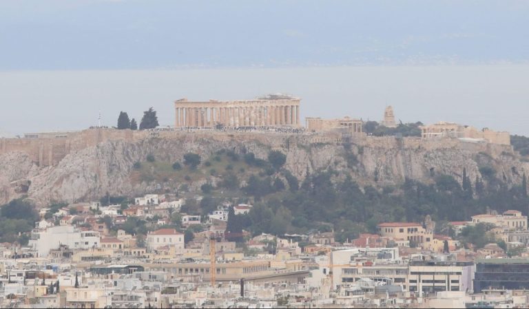 Καιρός: Από τις λασποβροχές σε…μίνι καλοκαίρι – Πότε φτάνουν τα πρώτα 30άρια – Αναλυτική πρόγνωση έως την Τρίτη (12/5) από την Όλγα Παπαβγούλη