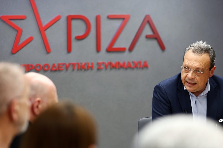 ΣΥΡΙΖΑ κατά Μητσοτάκη για την ΕΥΠ: «Στήνει προσωπικό μηχανισμό ελέγχου»