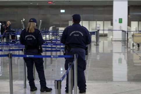 Από 2€ έως 5€ το κιλό τα κεράσια στη λαϊκή της Κομοτηνής