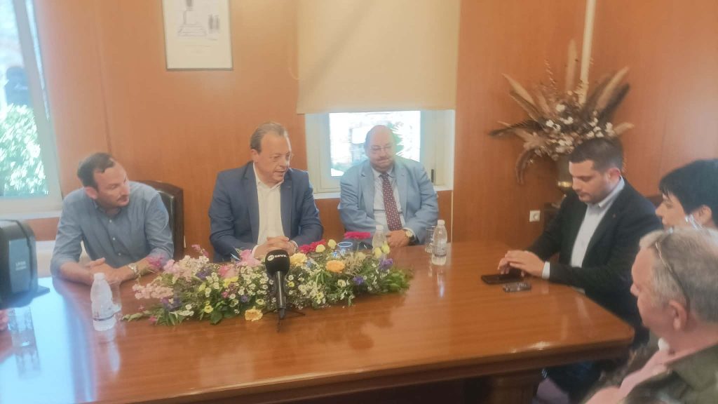 Σωκράτης Φάμελλος από Λέσβο: Ντόμινο λανθασμένων επιλογών της κυβέρνησης στο θέμα του αφθώδους πυρετού