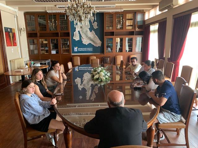 Κεφαλονιά: Οι συνθήκες διαβίωσης των φοιτητών στο επίκεντρο συνάντησης με τον αντιπεριφερειάρχη – Προετοιμασίες για τη δημιουργία φοιτητικής εστίας