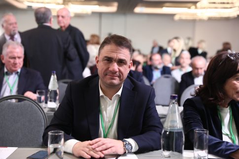 ΣΥΔΑΝΕΦ για δάνεια σε ελβετικό φράγκο: Γιατί το «κούρεμα» δεν είναι κούρεμα – Ποιες υποχρεώσεις αναλαμβάνουν οι δανειολήπτες