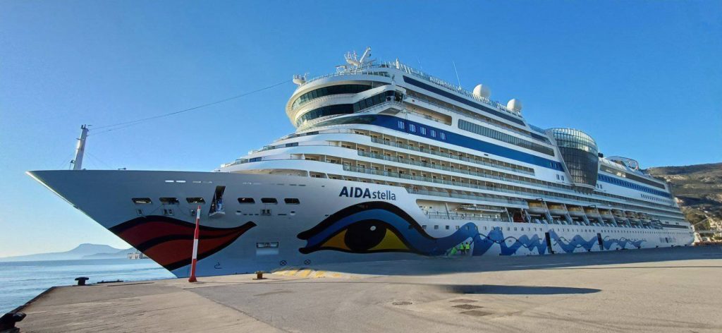 Τρία κρουαζιερόπλοια στα Χανιά