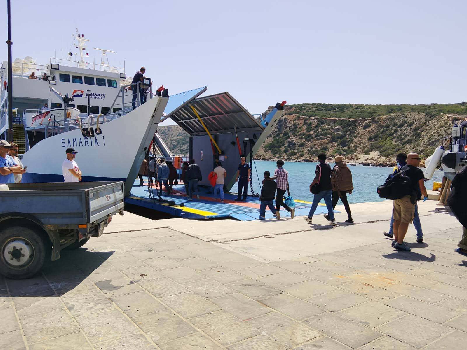 Σαράντα πρόσφυγες και μετανάστες έφτσαν σήμερα στη Γαύδο
