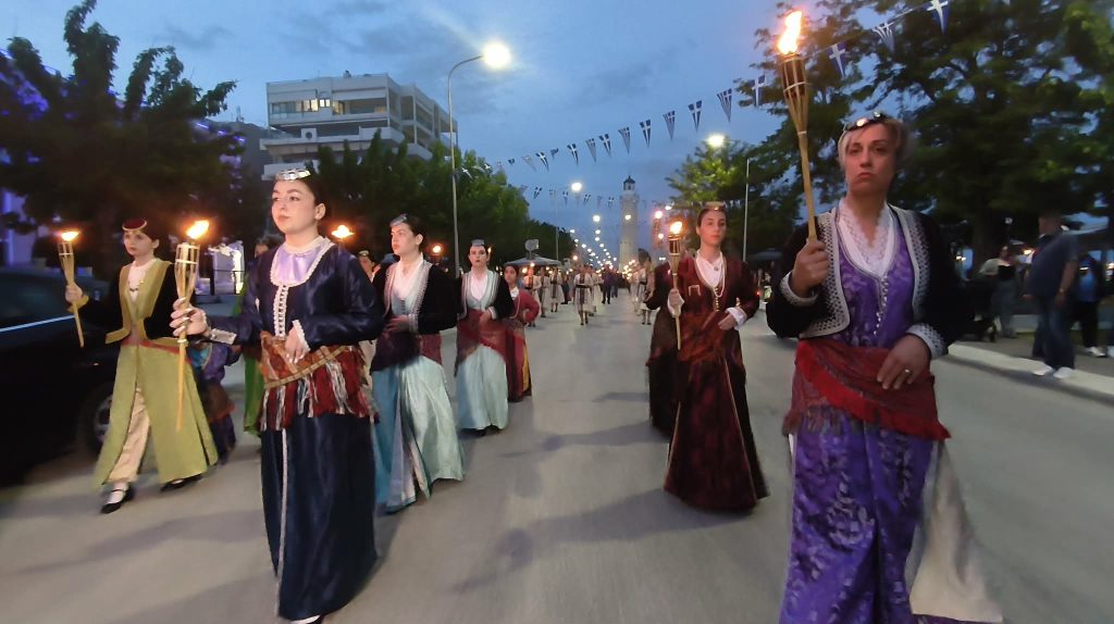 Αλεξανδρούπολη: Λαμπαδηφορία μνήμης με τη συμμετοχή 14 συλλόγων και φορέων για τη Γενοκτονία των Ποντίων