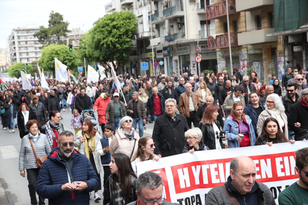 Θεσσαλονίκη: Σε εξέλιξη οι κινητοποιήσεις για την Πρωτομαγιά- Η Άννα Ευθυμίου στο Εργατοϋπαλληλικό Κέντρο Θεσσαλονίκης