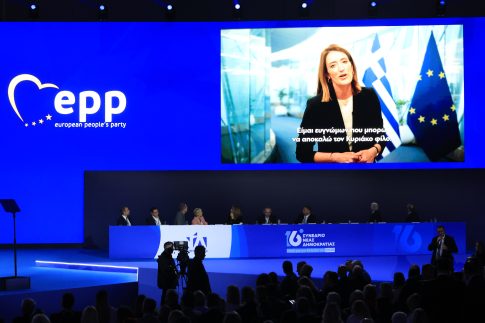Σέρρες: Συλλέκτης εκπομπών και δελτίων ειδήσεων της ΕΡΤ- Εντυπωσιάζει το πλούσιο υλικό