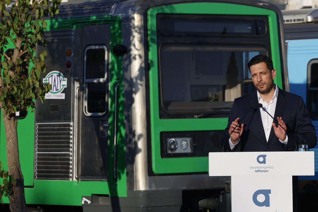 Μητσοτάκης: Νέα λεωφορεία, νέοι συρμοί και συλλογικές συμβάσεις στις συγκοινωνίες