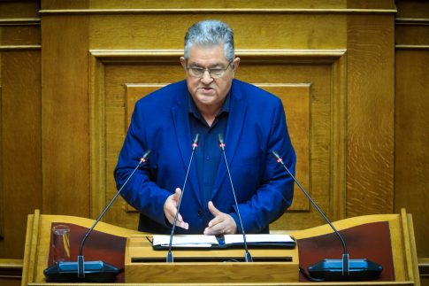 Με 151 βουλευτές η απόφαση για σύσταση Εξεταστικής για τις τηλεφωνικές παρακολουθήσεις – Αποχώρησαν ΠΑΣΟΚ, ΣΥΡΙΖΑ, ΚΚΕ