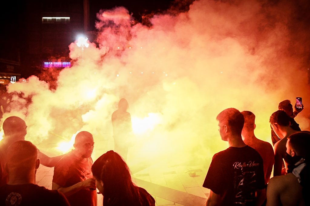 Βασιλιάς της Ευρώπης για 4η φορά ο Ολυμπιακός: Πανηγυρισμοί σε όλη την Ελλάδα, «κάηκε» ο Πειραιάς κατά την άφιξη των πρωταθλητών