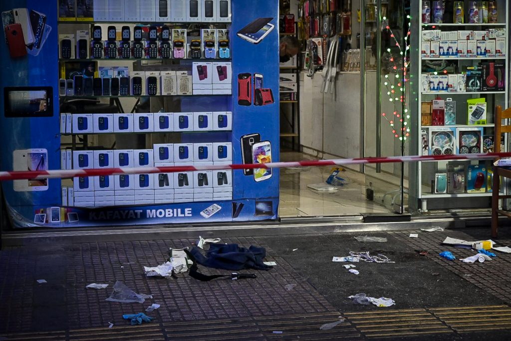 Πυροβολισμοί στα Πατήσια: Γνωστός στις αρχές από το 2022 ο ένας εκ των δραστών – Η στιγμή που μπαίνουν στο κατάστημα, βίντεο ντοκουμέντο