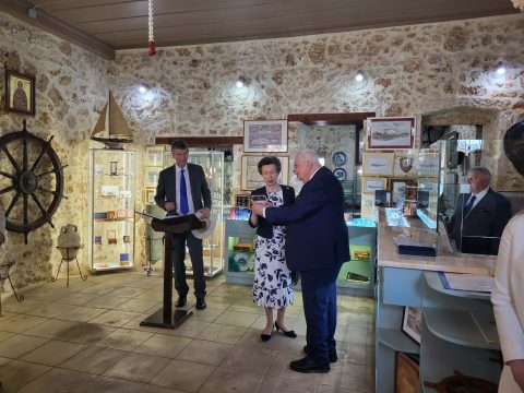 Χανιά: Για απόπειρα ανθρωποκτονίας παραπέμπεται η μητέρα της τρίχρονης και ο σύντροφός της – Ελέγχονται πληροφορίες για θανάτους άλλων δύο μωρών της οικογένειας
