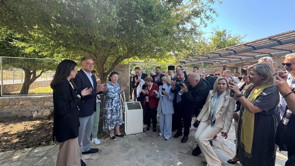 Στην Αρχαία Ζώμινθο στα Ανώγεια της Κρήτης η υπουργός Πολιτισμού Λίνα Μενδώνη