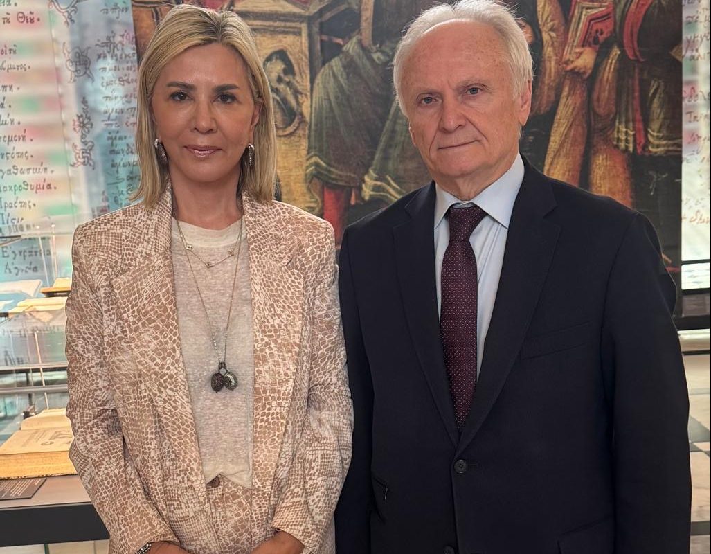 Ζ. Μακρή: Κοινοβουλευτική παρέμβαση για τις ενισχύσεις των μηλοπαραγωγών της ZAGORIN
