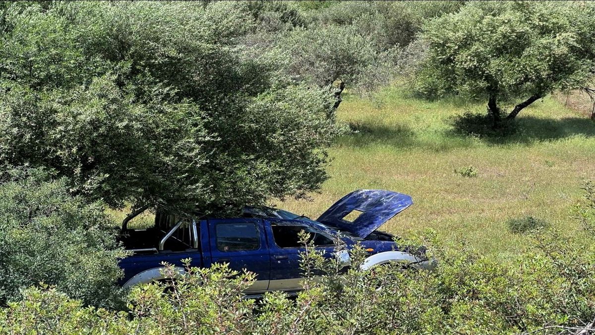 Αγροτικό έπεσε σε γκρεμό 10 μέτρων στην περιοχή της Λάρδου στη Ρόδο – Απεγκλωβίστηκε ηλικιωμένος