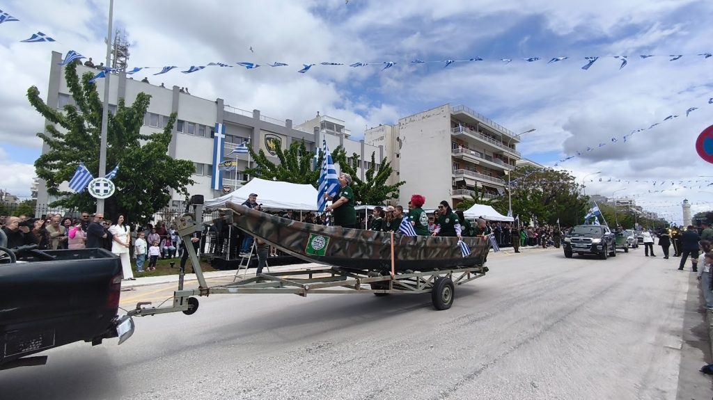 Η Αλεξανδρούπολη τίμησε τα 106 χρόνια από την απελευθέρωσή της με μεγαλειώδη παρέλαση