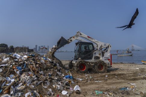 Ανεστάλη η συμβατική σχέση εργασίας του Γιώργου Κακούση με την ΕΡΤ – «Με νόμιμη αιτία, διαφανείς και ελέγξιμες οι συναλλαγές μου», υποστηρίζει ο δημοσιογράφος