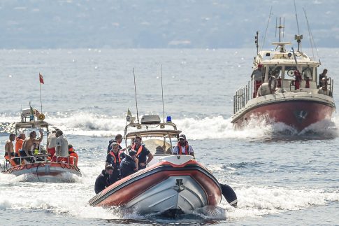 Σπάνια κρασιά κρυμμένα στο κελάρι ενός «στοιχειωμένου» κάστρου για έναν αιώνα σπάνε ρεκόρ σε δημοπρασία