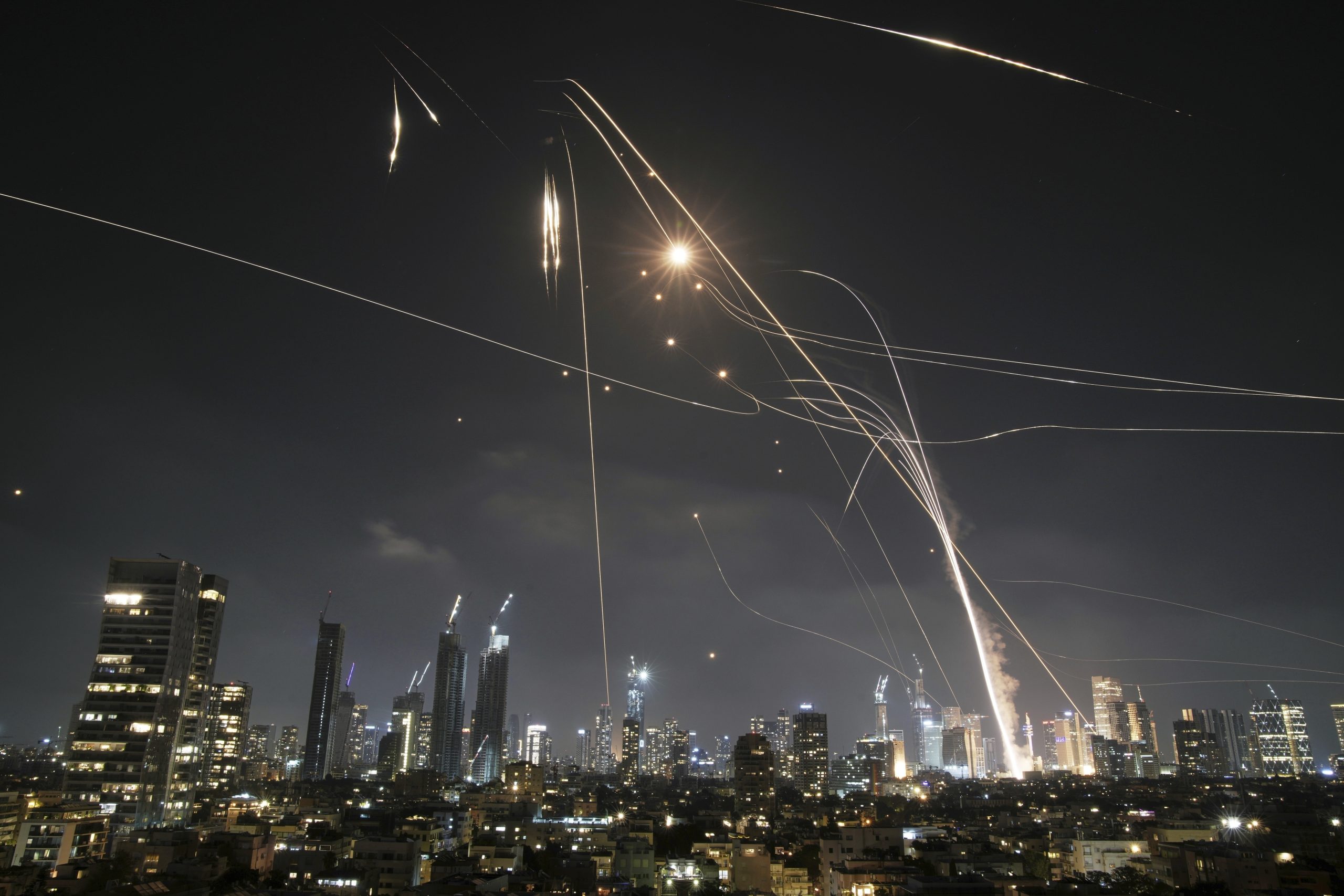 ΗΠΑ: Ισραηλινές συστοιχίες Iron Dome ενίσχυσαν τα ΗΑΕ στον πόλεμο με το Ιράν