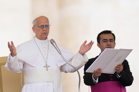 Εκδηλώσεις στον Αλμυρό για την ανακομιδή των Λειψάνων του Αγίου Νικολάου