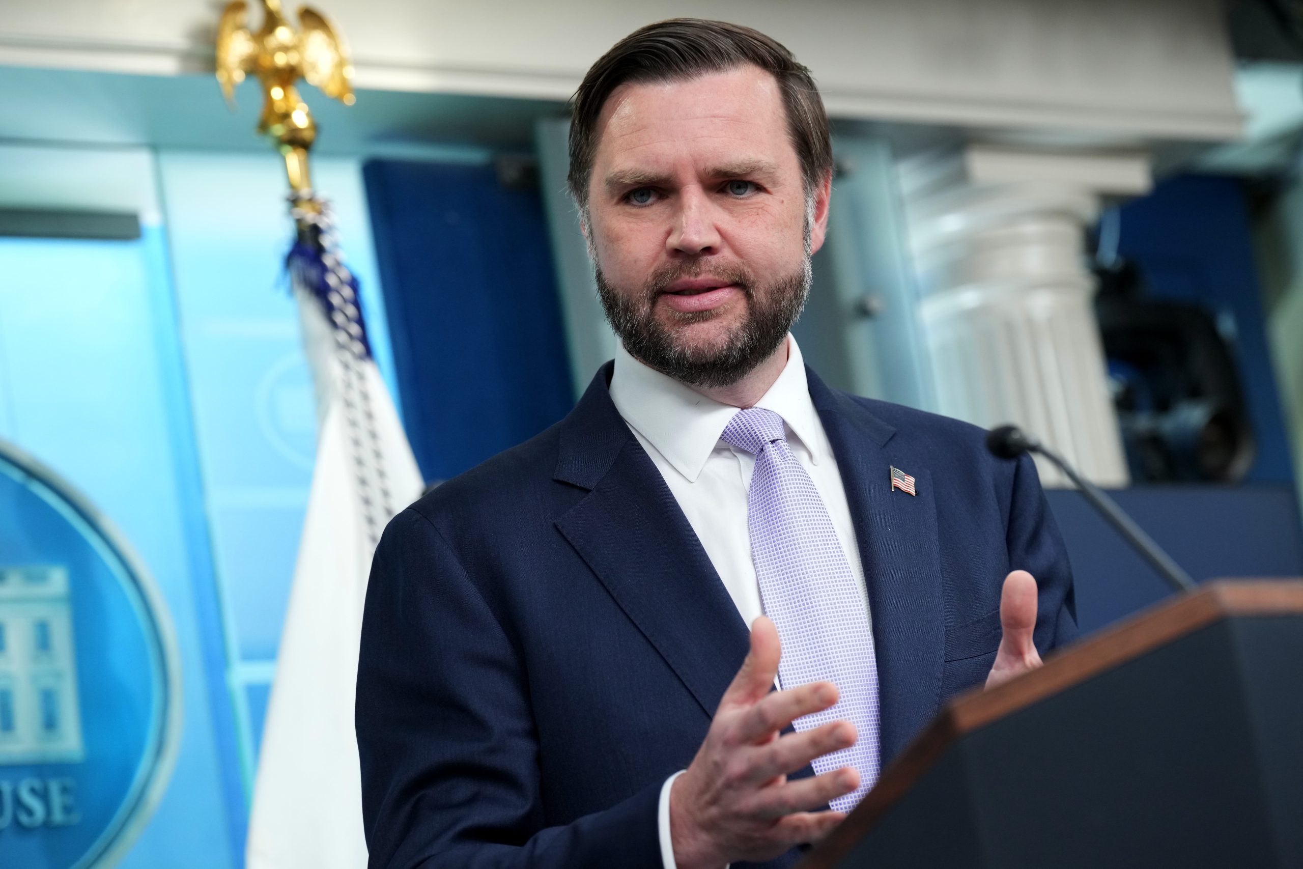 Βανς: Έχει σημειωθεί μεγάλη πρόοδος στις συνομιλίες με το Ιράν – Η Τεχεράνη θέλει να συνάψει συμφωνία