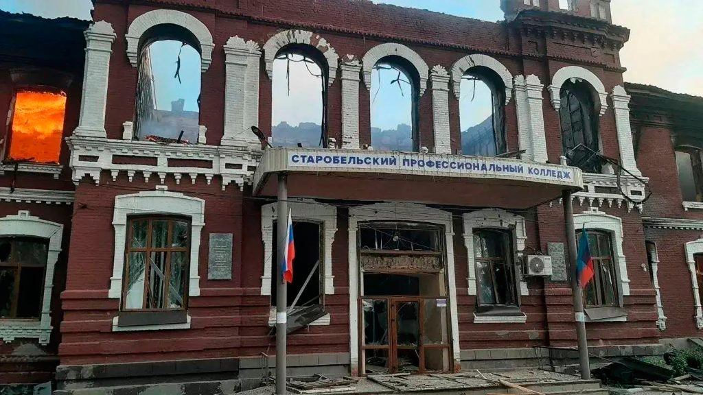 Ρωσία-Ουκρανία: Στους δέκα οι νεκροί από επίθεση drone σε φοιτητική εστία – Με αντίποινα απειλεί ο Πούτιν