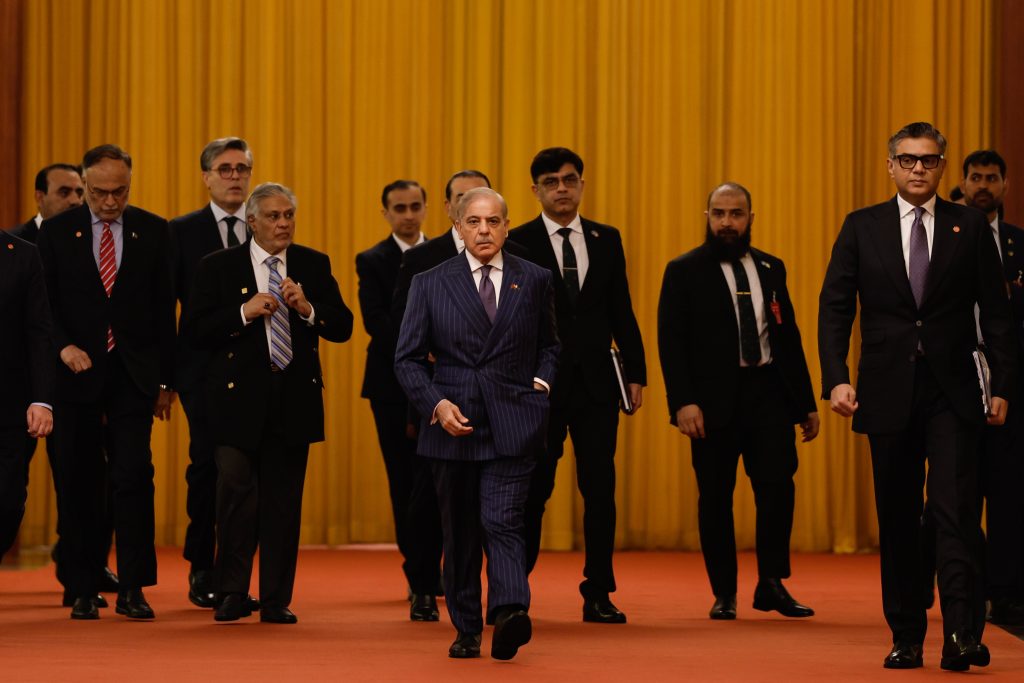 Κίνα και Πακιστάν ενισχύουν τη συνεργασία εν μέσω διαμεσολάβησης για το Ιράν