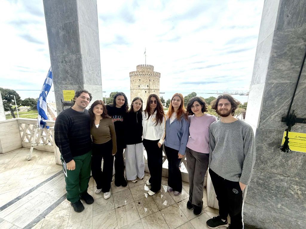 «60 ΤΕΛΕΥΤΑΙΑ ΧΡΟΝΙΑ»: To μεγαλύτερο θεατρικό πολυθέαμα δρόμου για την Ιστoρία της Θεσσαλονίκης
