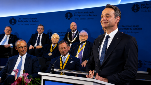 Στη δημιουργία «πλήρους εταιρικής σχέσης» με τους Ταλιμπάν, προχωρά η Ρωσία