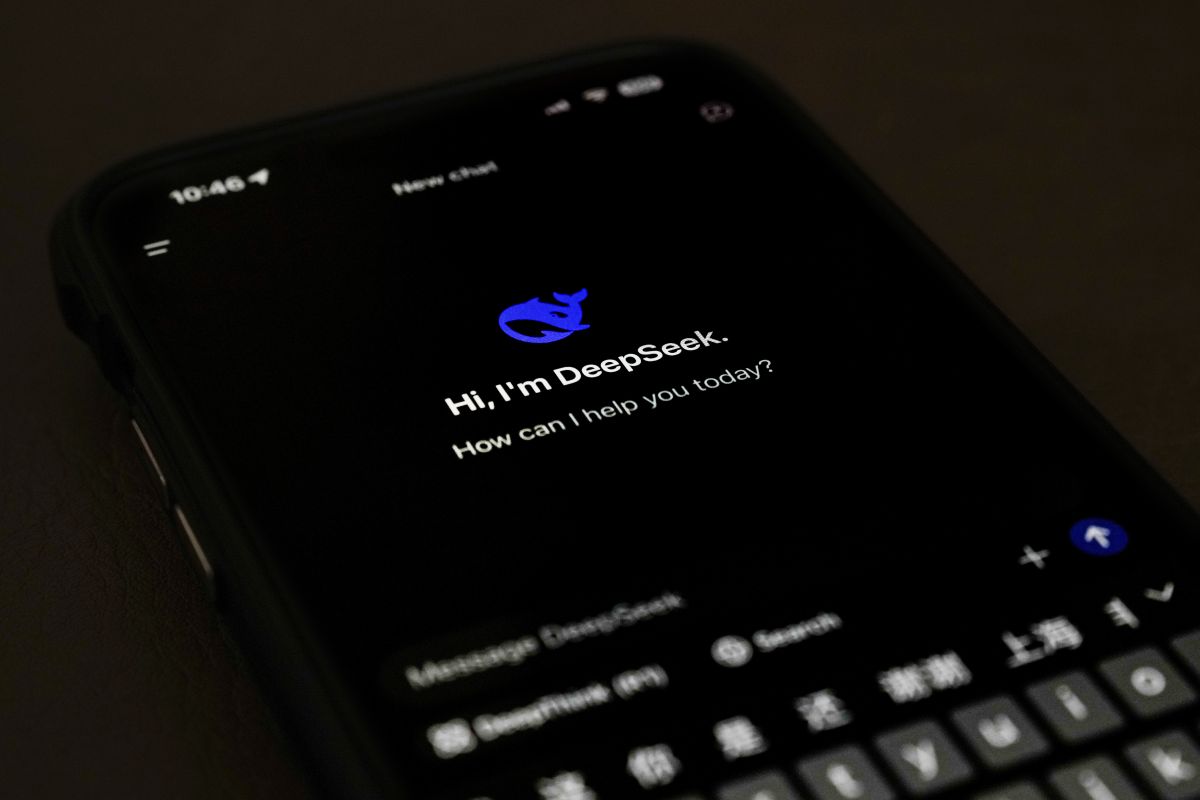 DeepSeek: Πώς η κινεζική AI startup αλλάζει τον παγκόσμιο ανταγωνισμό στην τεχνητή νοημοσύνη