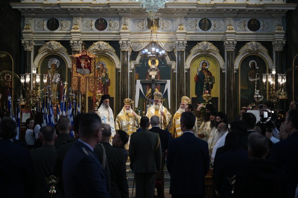 Η Αλεξανδρούπολη τίμησε τα 106 χρόνια από την απελευθέρωσή της με μεγαλειώδη παρέλαση