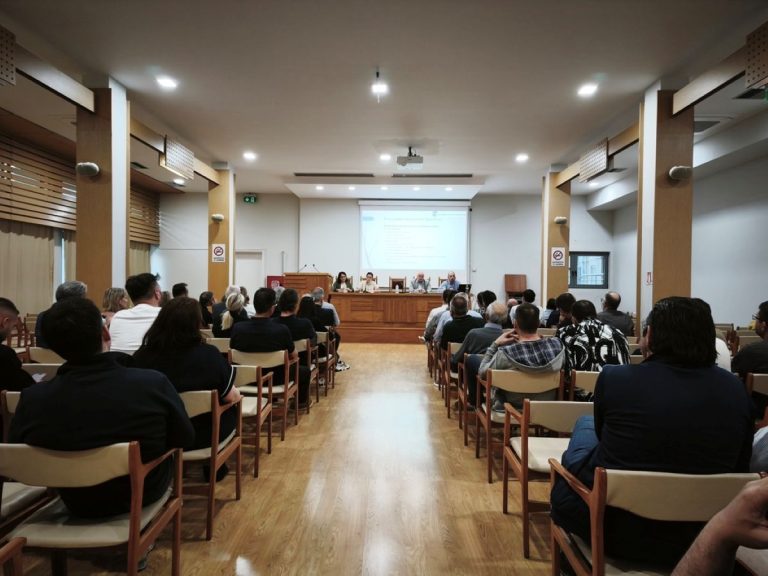 Τρίκαλα: Συνένωση δυνάμεων φορέων για τη σύσταση Ενεργειακής Κοινότητας