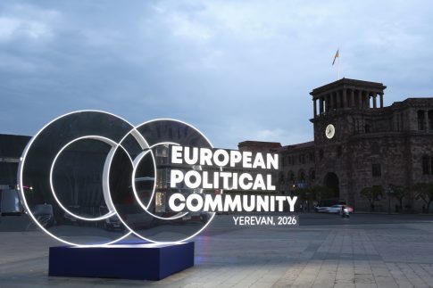 «Κινδύνεψα μόνο από ανεξέλεγκτες σκέψεις»: Έκθεση του Αλέξανδρου Ψυχούλη στη δημοτική πινακοθήκη Χανίων