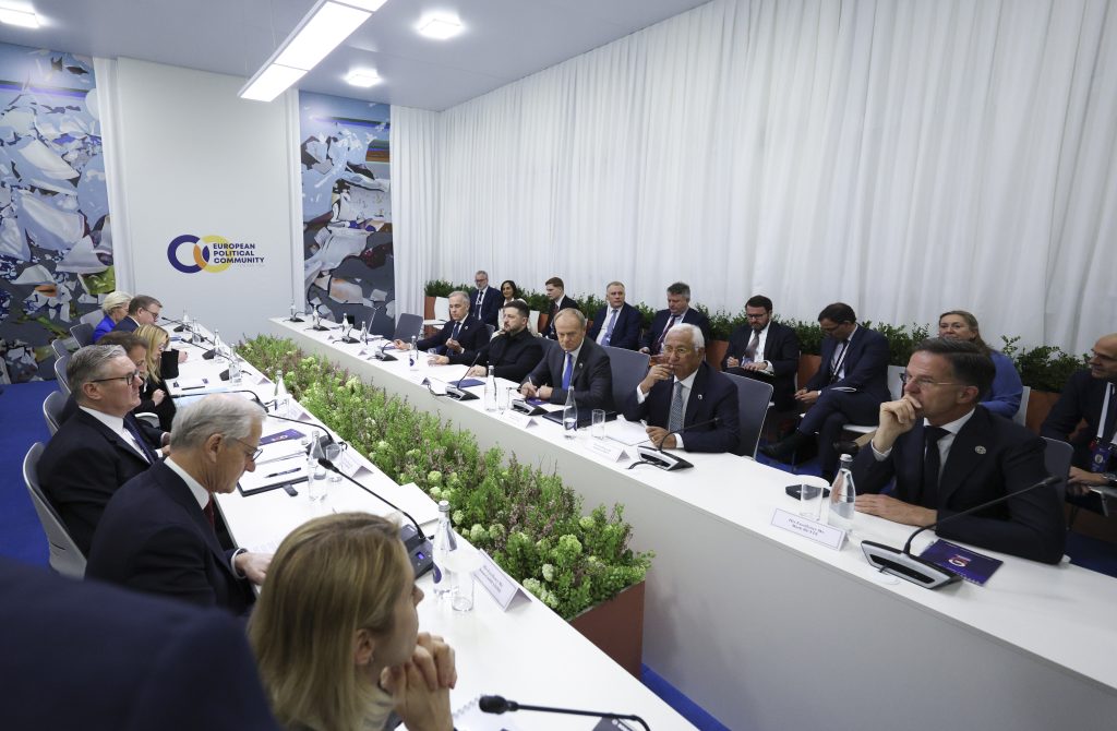 Η Ευρώπη συνεδριάζει στο Eρεβάν – Ποιοι ηγέτες δίνουν το παρών και ποιοι απουσιάζουν