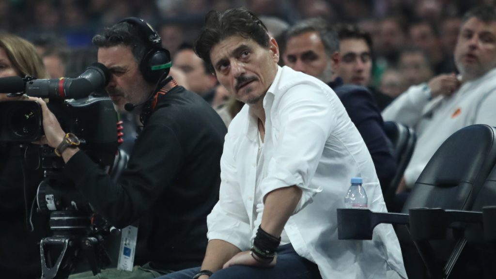 Δημήτρης Γιαννακόπουλος: «Ώρα για όποιον πιστεύει ότι είναι ο καλύτερος, να εμφανιστεί και να το αποδείξει»
