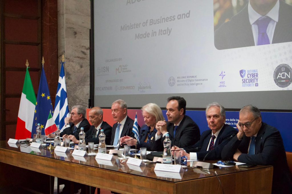 Ιταλία-Ελλάδα: Διυπουργική συνάντηση για την εδραίωση της ψηφιακής γέφυρας της Μεσογείου και την ενίσχυση των υποβρύχιων υποδομών