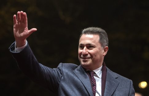 Από 2€ έως 5€ το κιλό τα κεράσια στη λαϊκή της Κομοτηνής