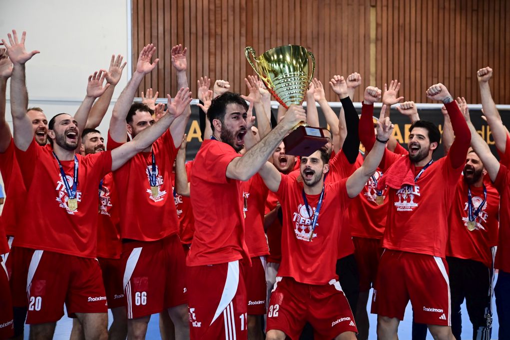 Δείτε τα highlights του 4ου τελικού ΑΕΚ-Ολυμπιακός για τα play off της Handball Premier και την απονομή του τίτλου (video)