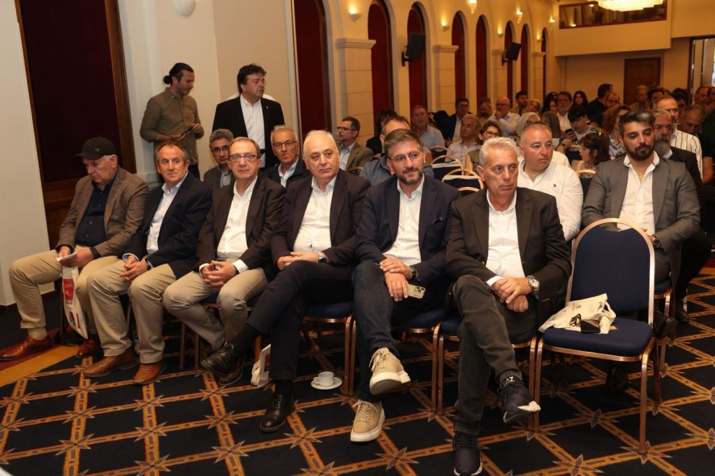 Με μεγάλη επιτυχία ολοκληρώθηκε ο 12ος Παγκρήτιος Διαγωνισμός Ελαιολάδου (video)