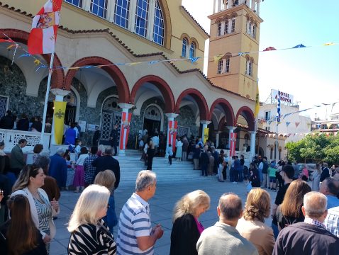 Τρίκαλα: Στα “πράσα” ανήλικος και 18χρονος για διακίνηση και πώληση χασίς
