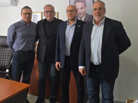 Σάμος: Αναζητείται λύση για τη μεταφορά μαθητών στο Δημοτικό Σχολείο Παγώνδα
