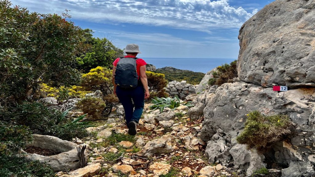 Δίκτυο 13 πεζοπορικών διαδρομών στο Καστελλόριζο