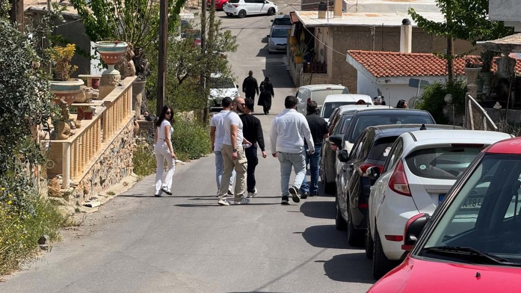 Ράγισαν “καρδιές” στην κηδεία του 21χρονου Νικήστρατου στον Χώνο Μυλοποτάμου