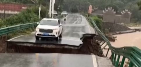 Χανιά: Διπλή άφιξη κρουαζιερόπλοιων στο λιμάνι της Σούδας.