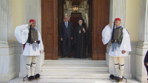 Είκοσι πορτρέτα προσωπικοτήτων ζωγραφισμένα στο 12<sup>ο</sup> γυμνάσιο Λαρίσης