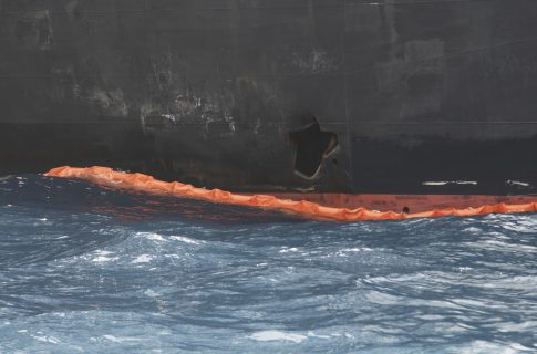 Ηλιούπολη: Εξαιρετικά κρίσιμη η κατάσταση της 17χρονης που έπεσε από ταράτσα – Μεταφέρθηκε στο ΚΑΤ